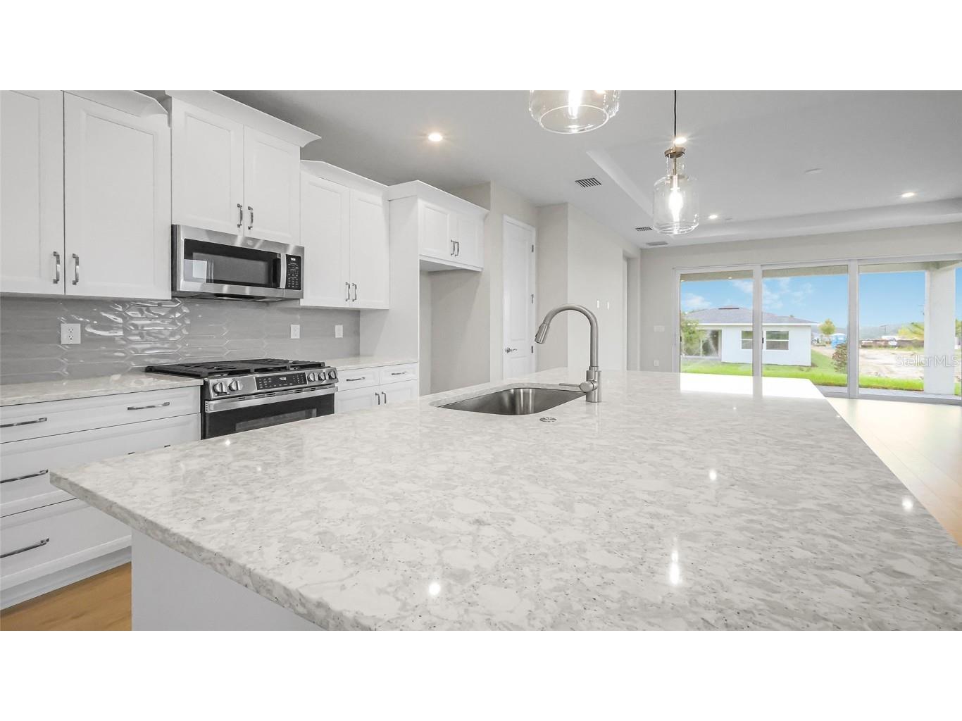 570 Hammock Oaks Boulevard Lady Lake FL 32159 W7880015 image25