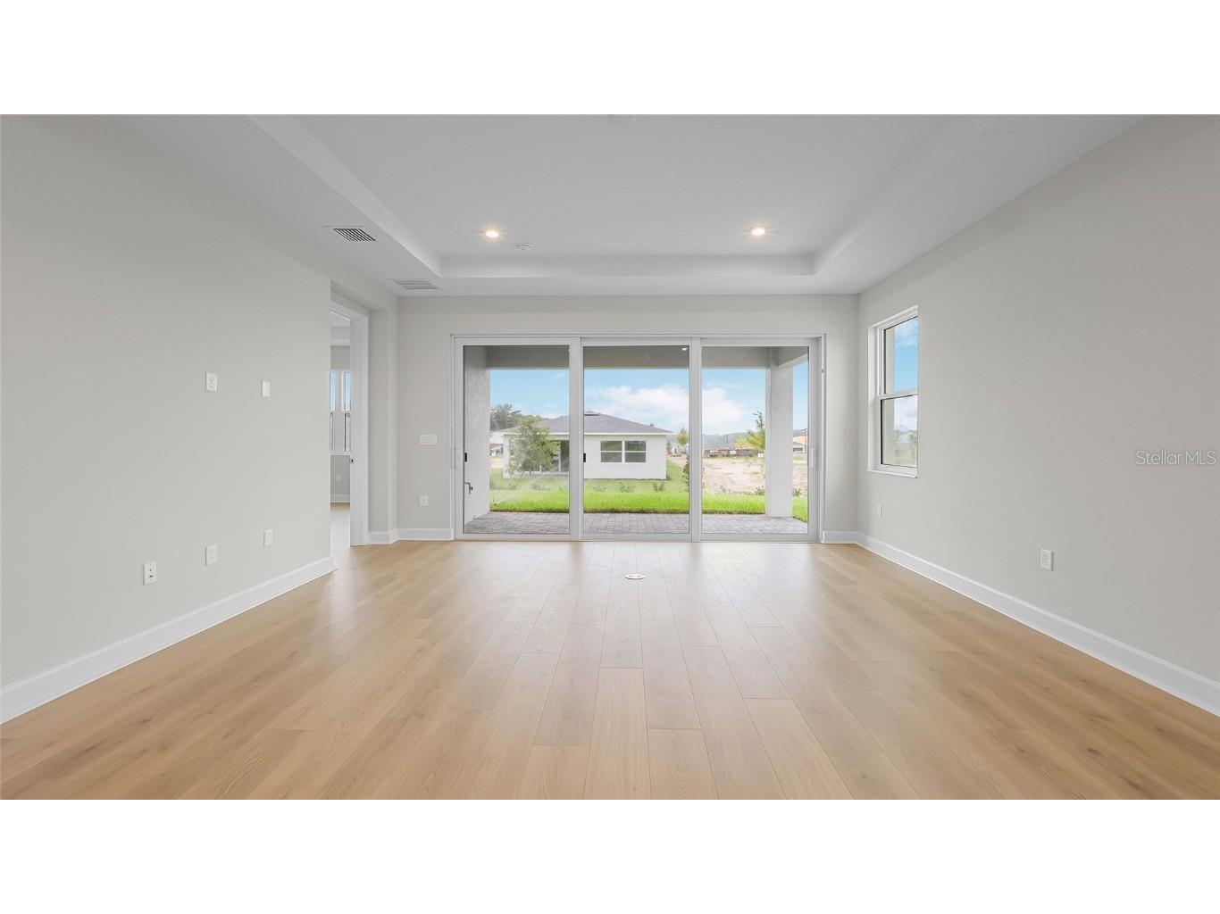 570 Hammock Oaks Boulevard Lady Lake FL 32159 W7880015 image32