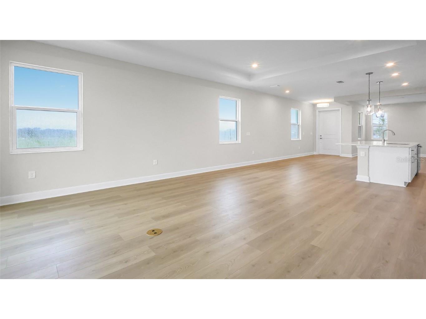 570 Hammock Oaks Boulevard Lady Lake FL 32159 W7880015 image8