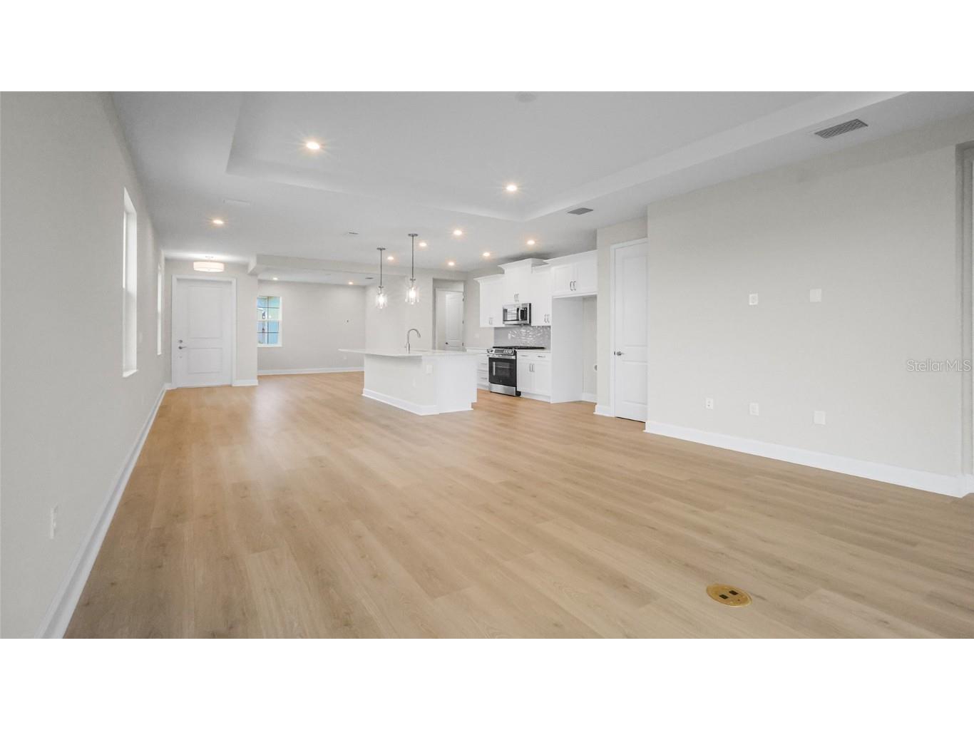 570 Hammock Oaks Boulevard Lady Lake FL 32159 W7880015 image9