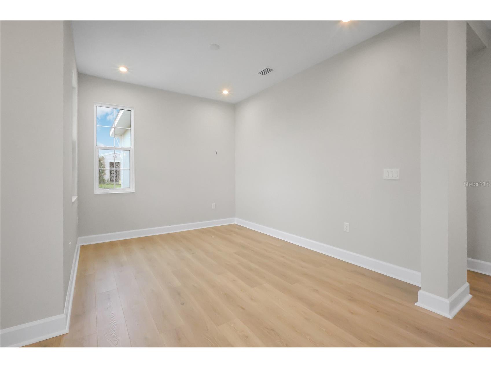 570 Hammock Oaks Boulevard Lady Lake FL 32159 W7886354 image4