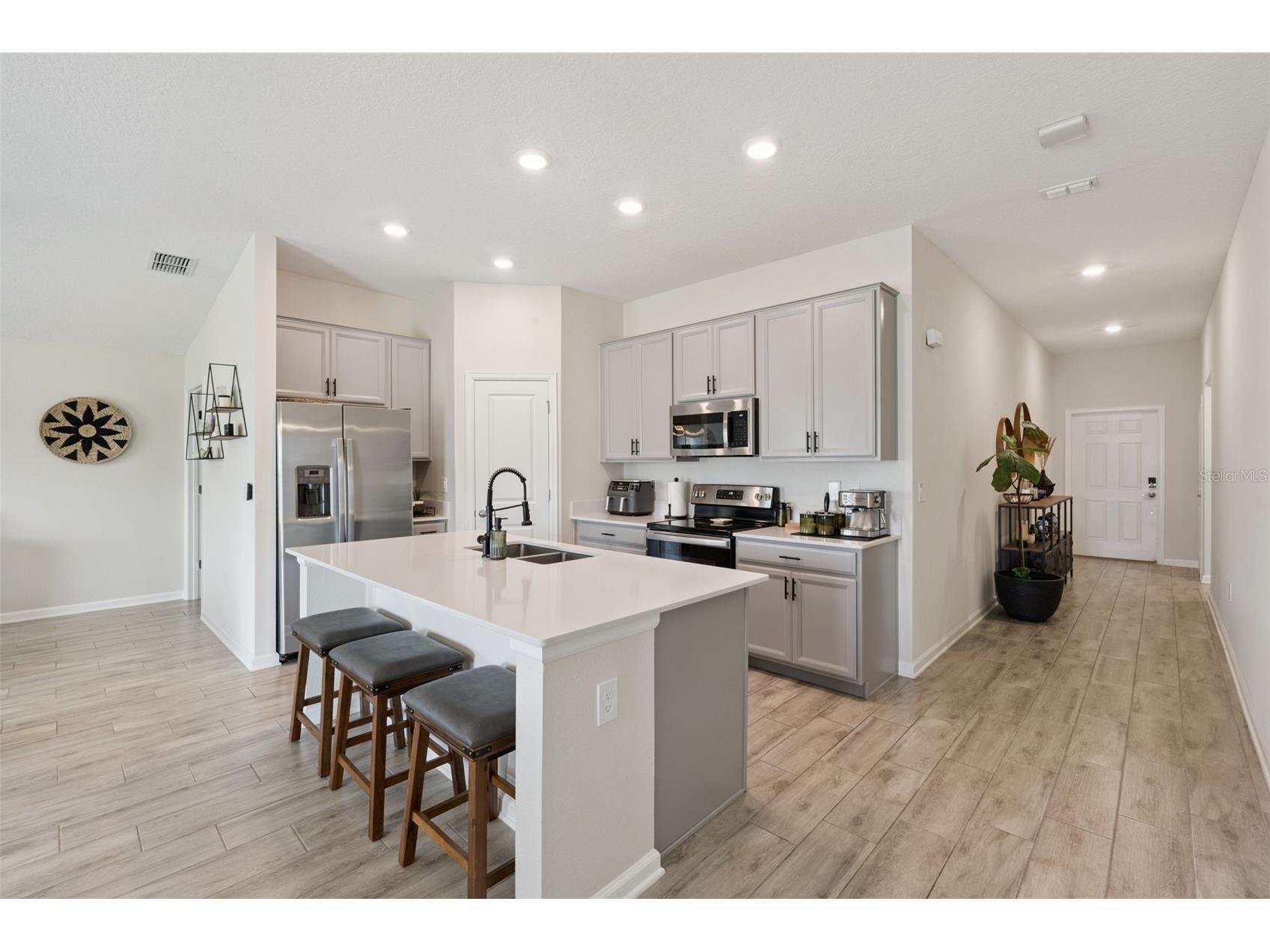 570 Peg Court Saint Cloud FL 34772 OM723727 image10