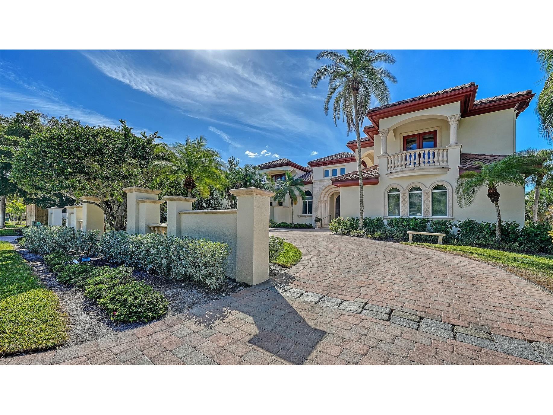 570 S Spoonbill Drive Sarasota FL 34236 A4679610 image13