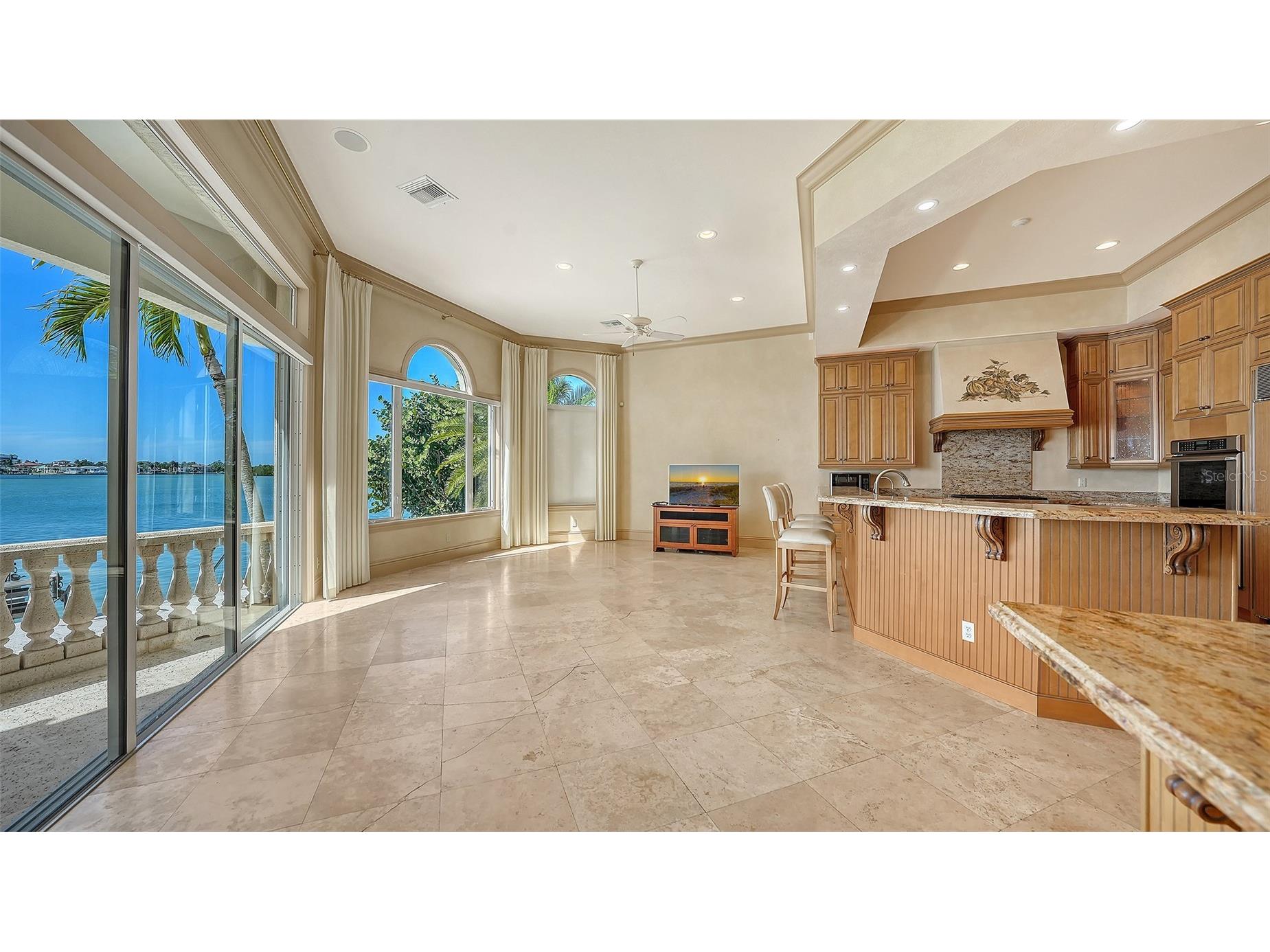 570 S Spoonbill Drive Sarasota FL 34236 A4679610 image24