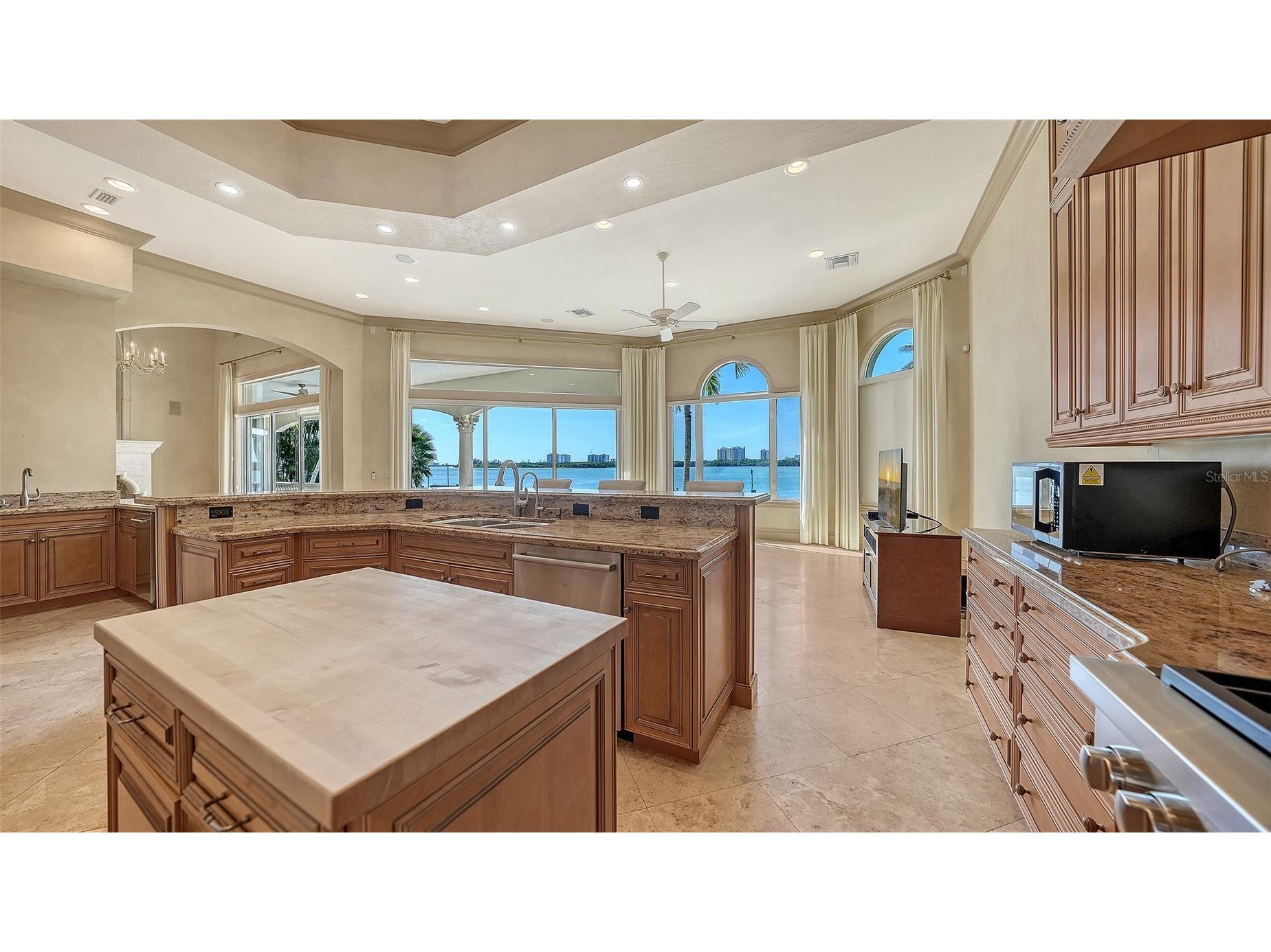 570 S Spoonbill Drive Sarasota FL 34236 A4679610 image30