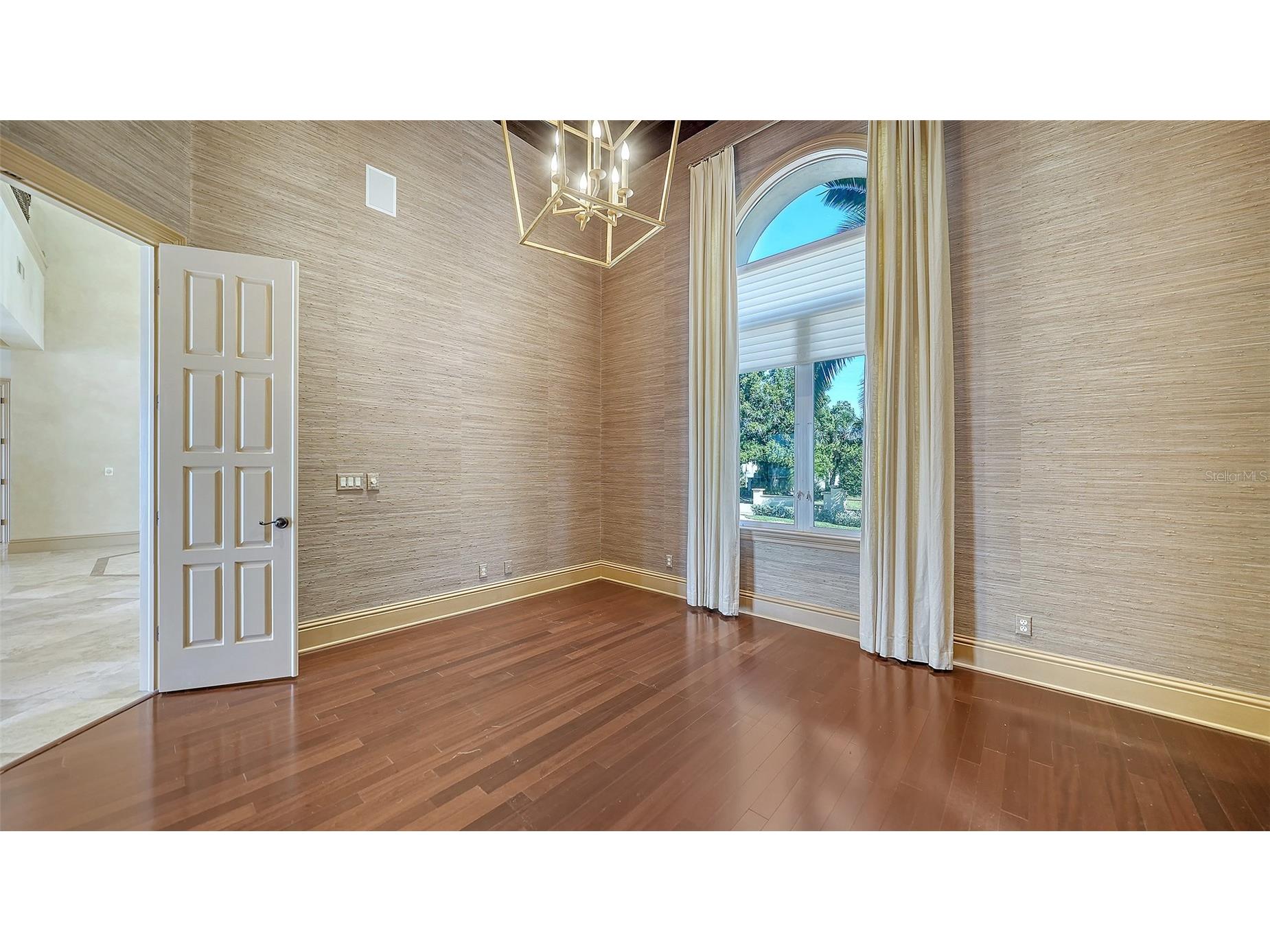 570 S Spoonbill Drive Sarasota FL 34236 A4679610 image37