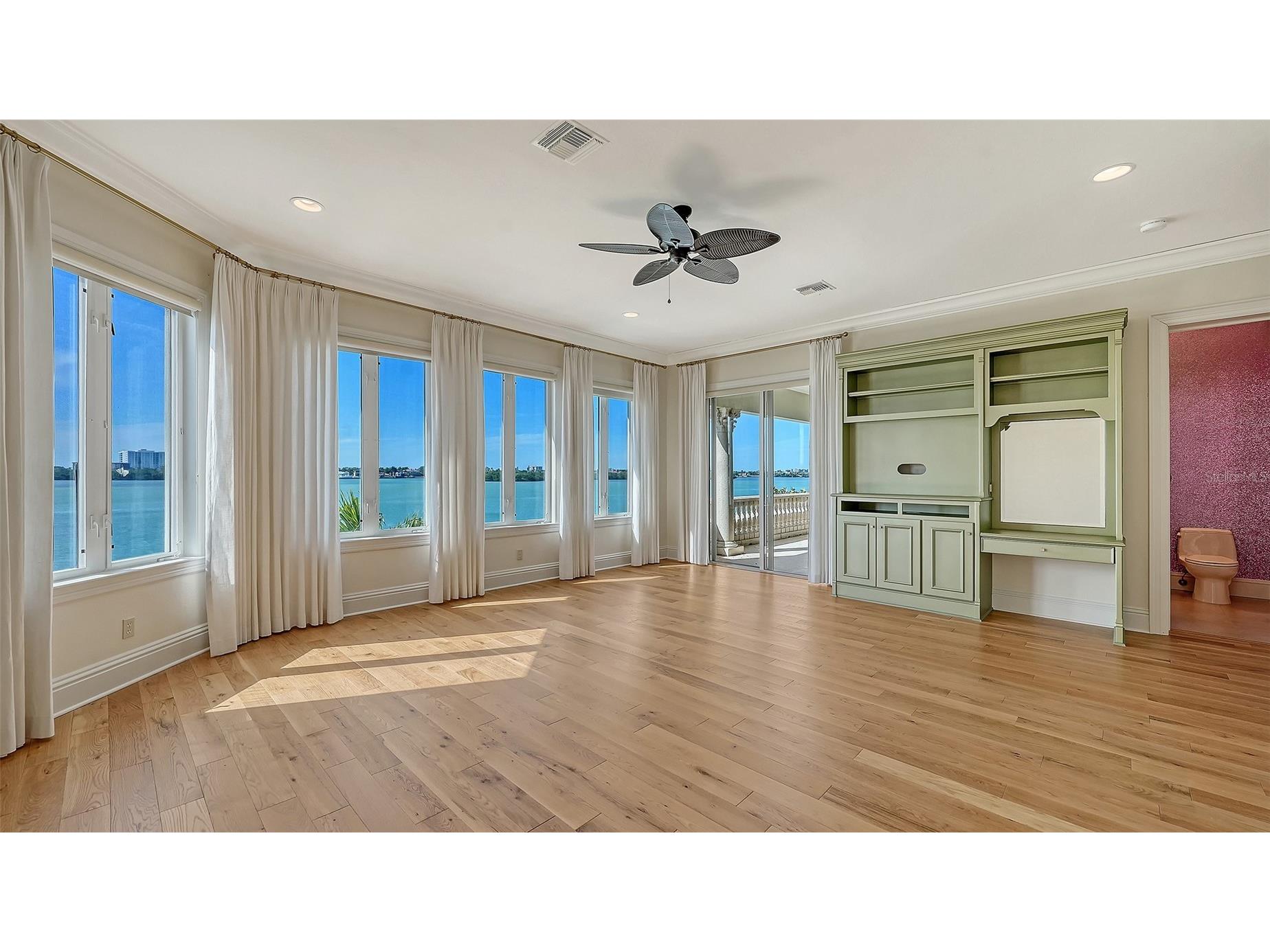 570 S Spoonbill Drive Sarasota FL 34236 A4679610 image63