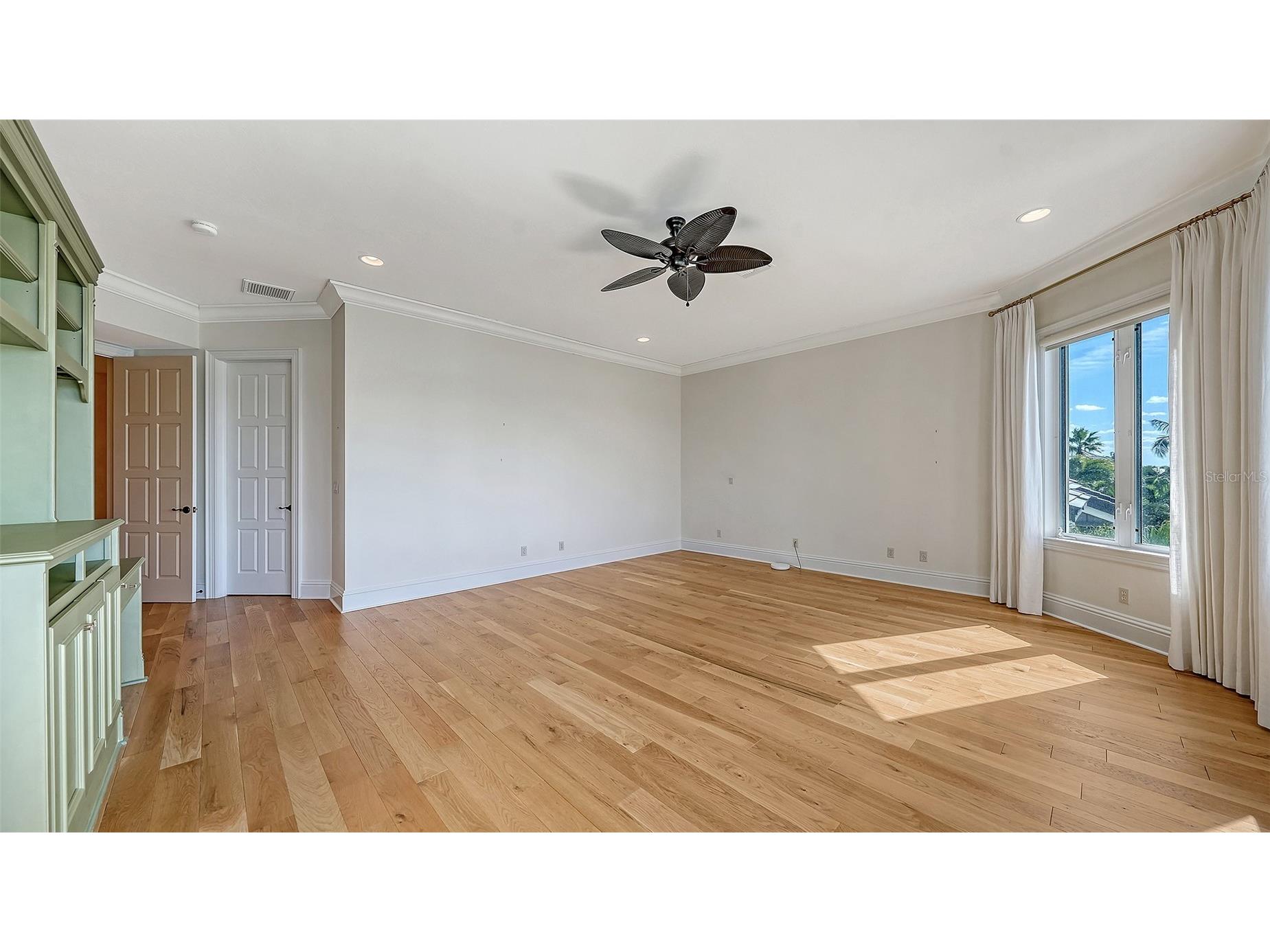 570 S Spoonbill Drive Sarasota FL 34236 A4679610 image65