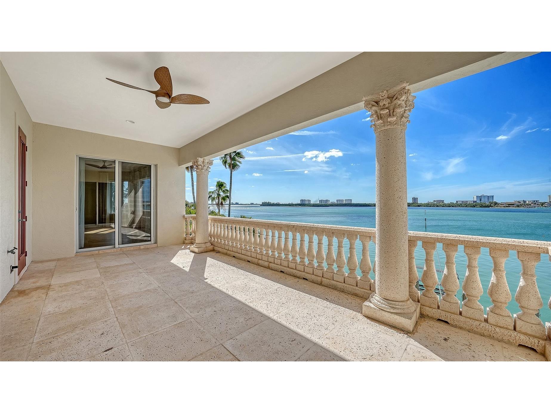 570 S Spoonbill Drive Sarasota FL 34236 A4679610 image68