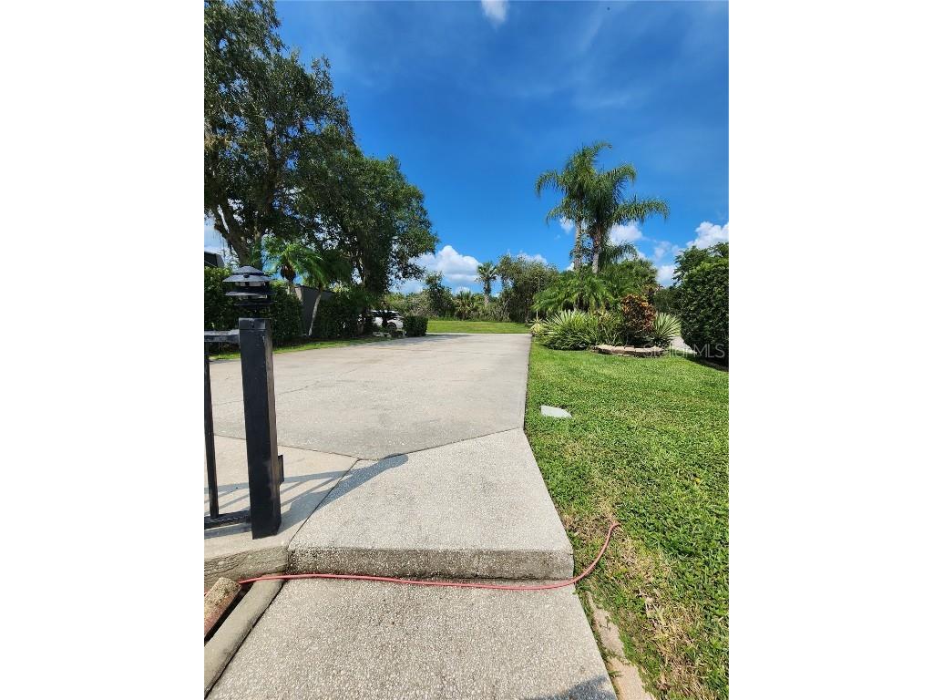 570 Waterway Drive Lake Wales FL 33898 - LAKE KISSIMMEE P4935588 image6