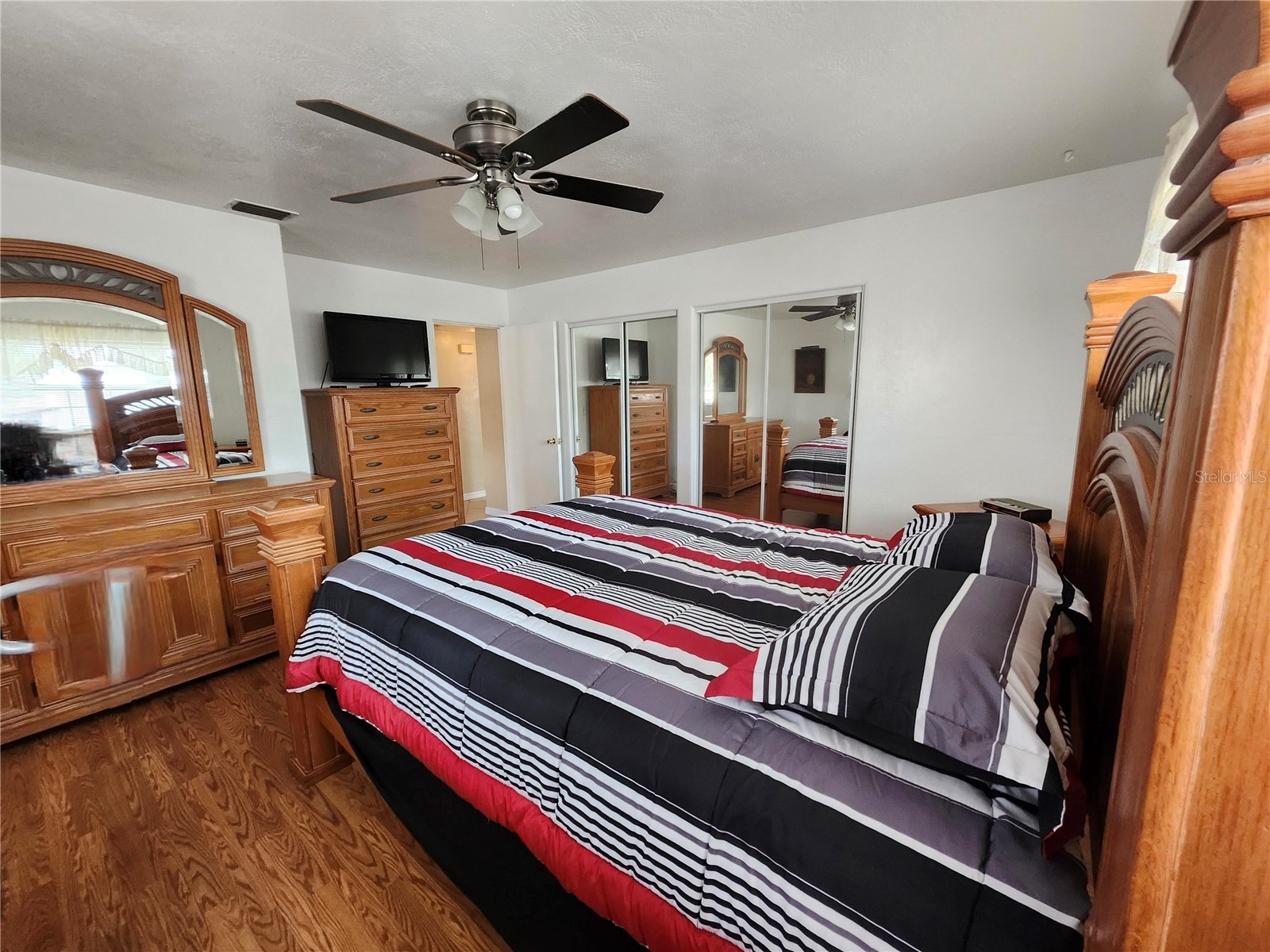5700 30th Avenue N Saint Petersburg FL 33710 TB8470762 image27
