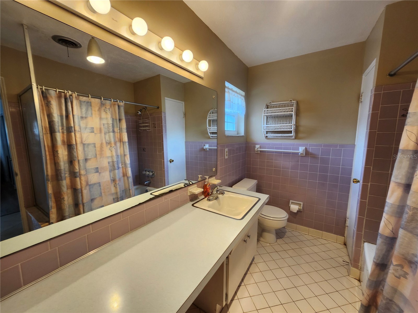 5700 30th Avenue N Saint Petersburg FL 33710 TB8470762 image30