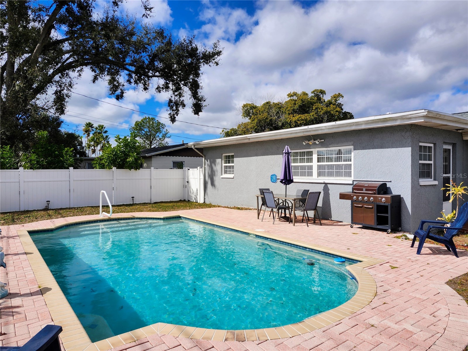 5700 30th Avenue N Saint Petersburg FL 33710 TB8470762 image5