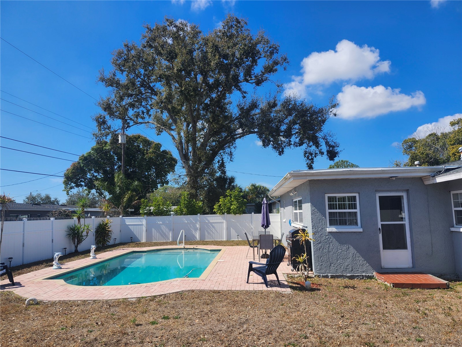 5700 30th Avenue N Saint Petersburg FL 33710 TB8470762 image7