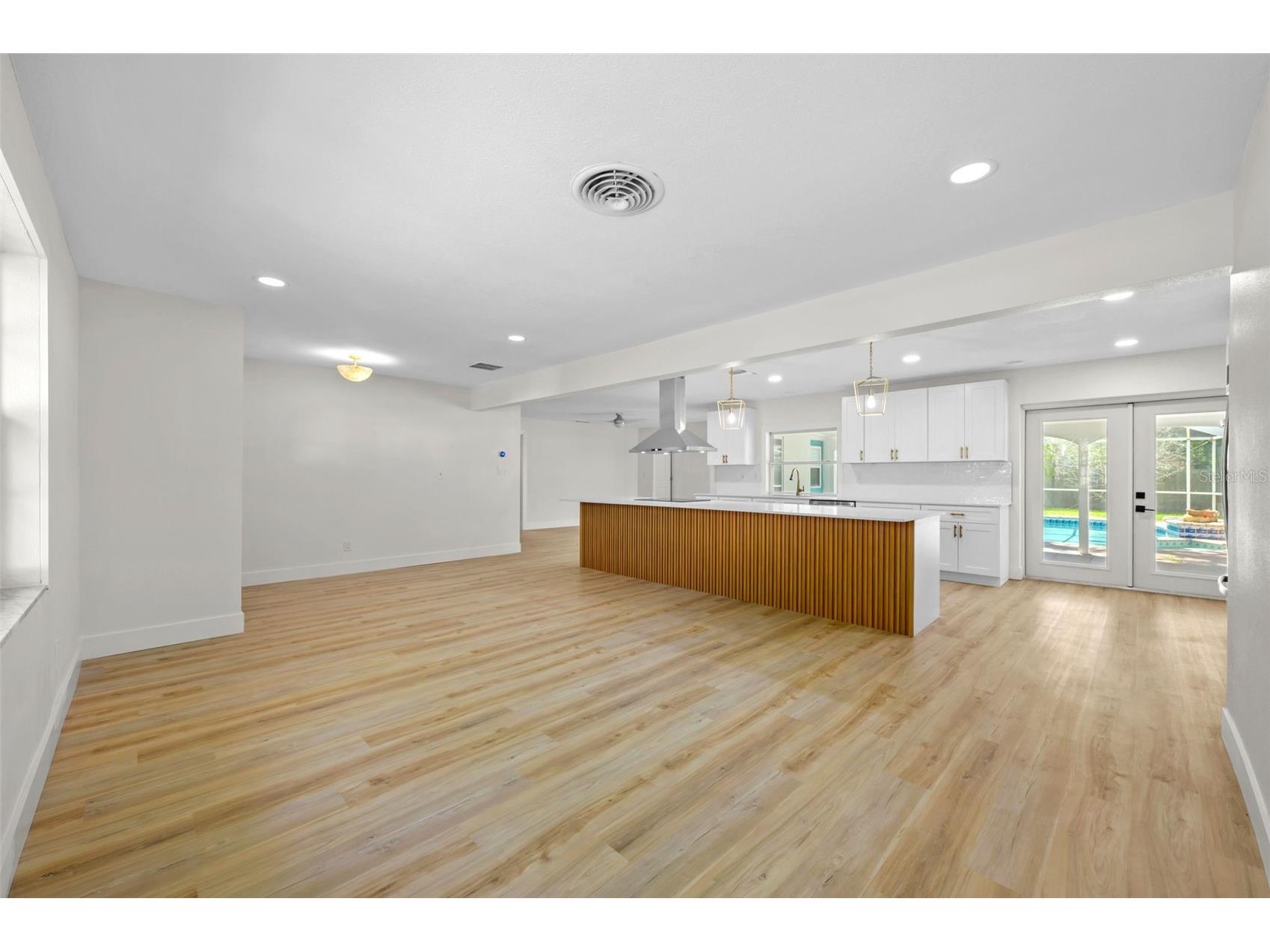5700 Bayou Grande Boulevard NE Saint Petersburg FL 33703 TB8500937 image13