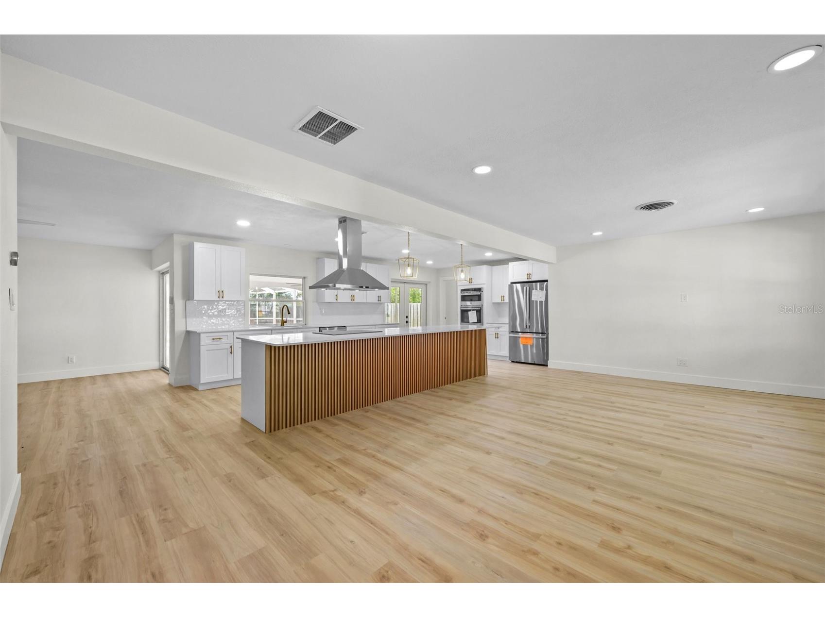 5700 Bayou Grande Boulevard NE Saint Petersburg FL 33703 TB8500937 image7