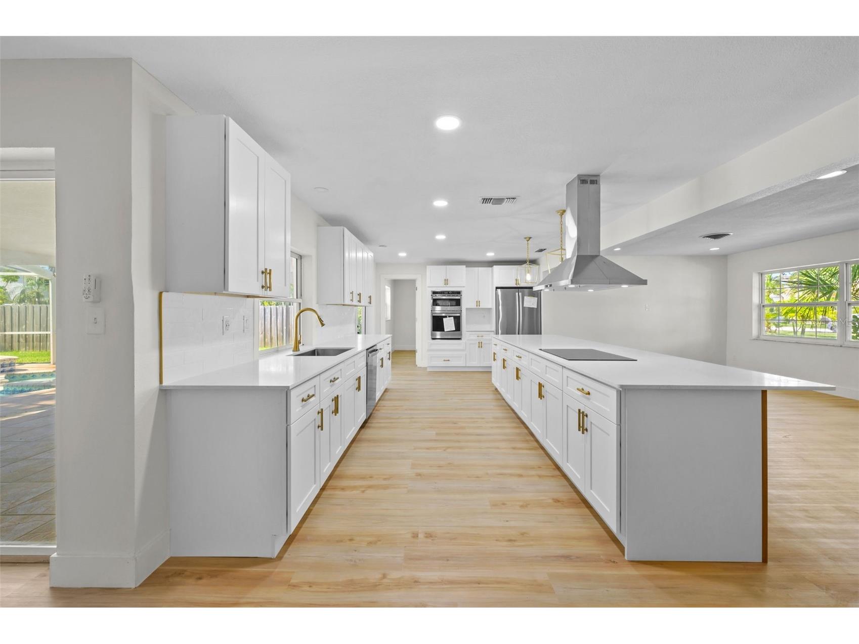 5700 Bayou Grande Boulevard NE Saint Petersburg FL 33703 TB8500937 image8