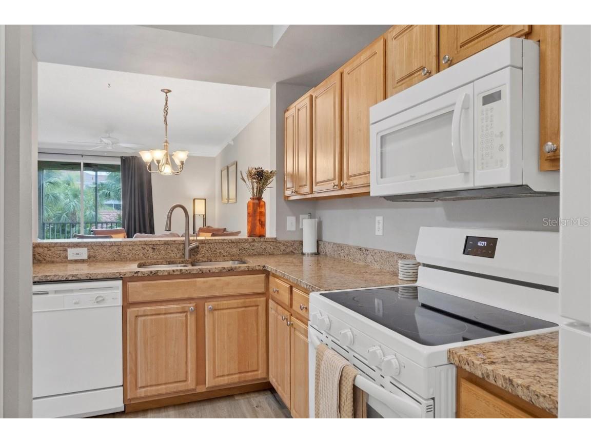 5700 Bentgrass Drive #16-211 Sarasota FL 34235 A4636488 image14