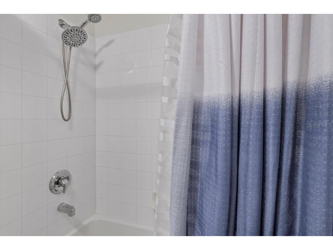 5700 Bentgrass Drive #16-211 Sarasota FL 34235 A4636488 image18