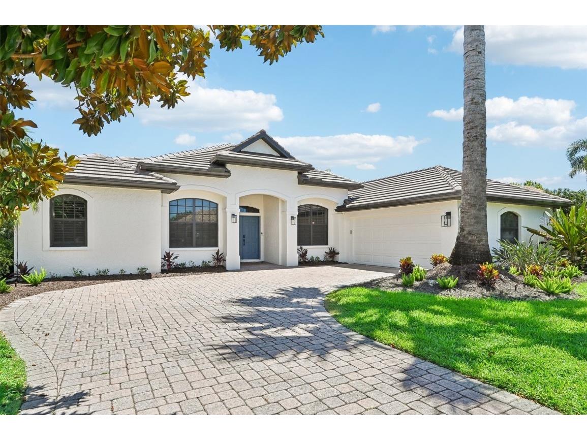 5700 Eastwind Drive Sarasota FL 34233 A4618250 image1