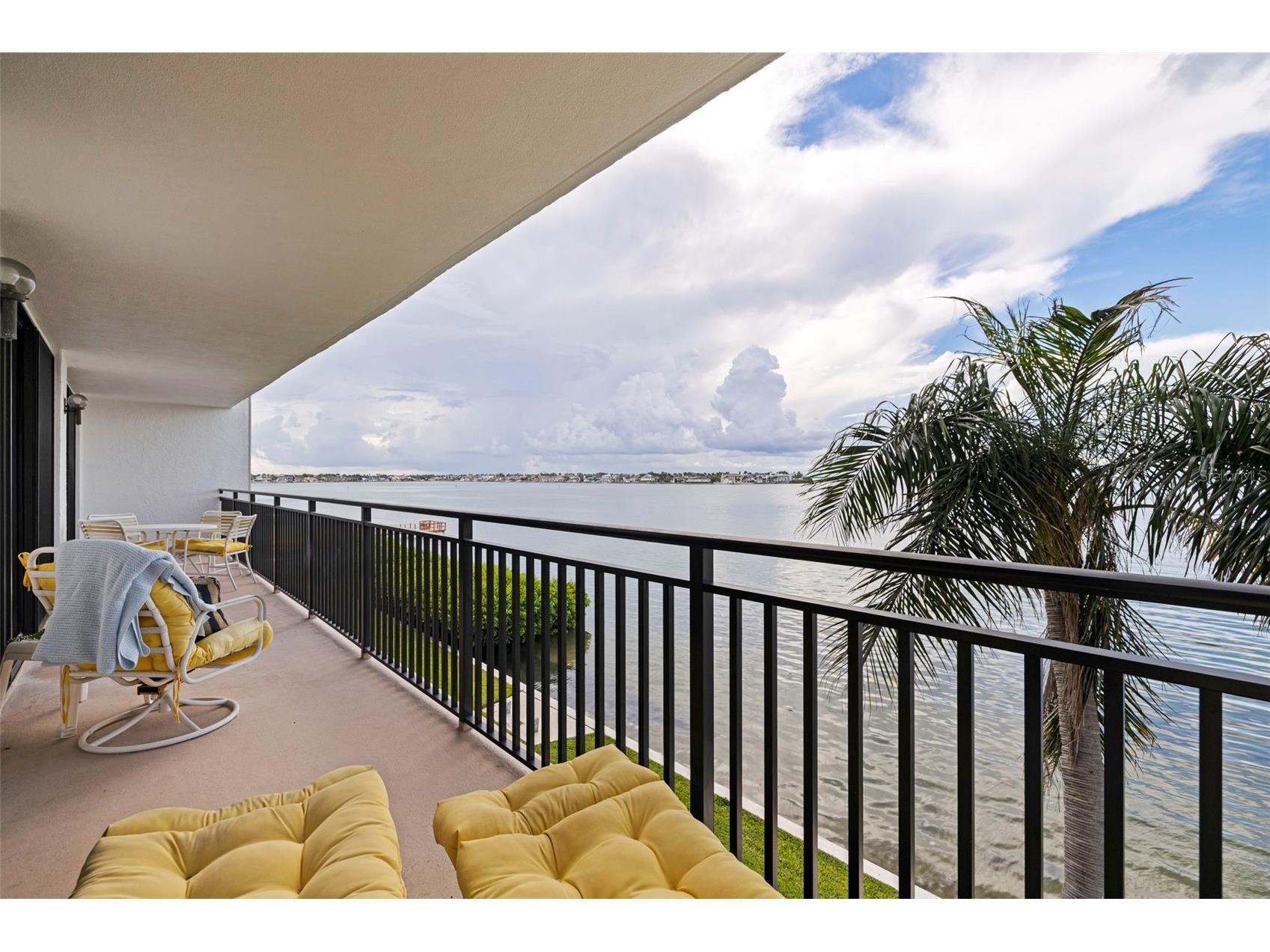 5700 Escondida Boulevard S #303 Saint Petersburg FL 33715 - TAMPA BAY TB8418802 image17