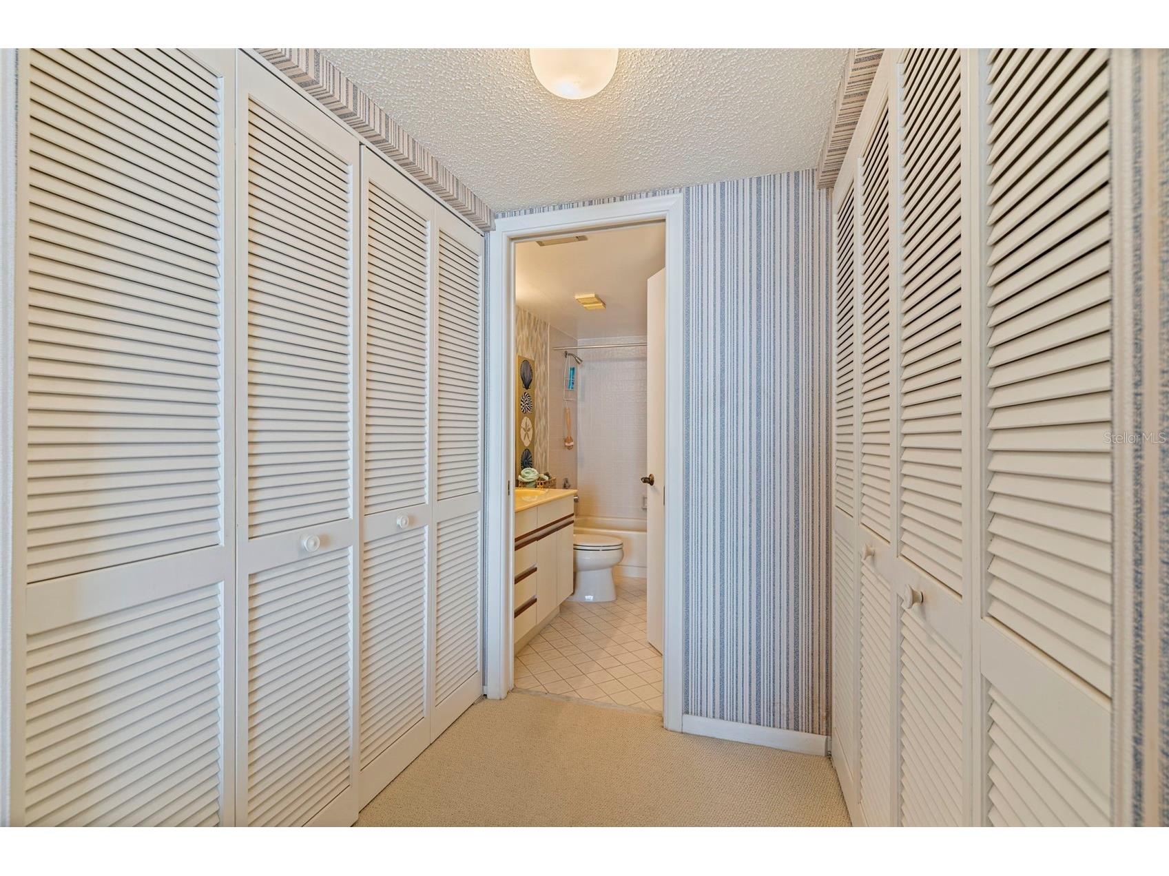 5700 Escondida Boulevard S #303 Saint Petersburg FL 33715 - TAMPA BAY TB8418802 image26