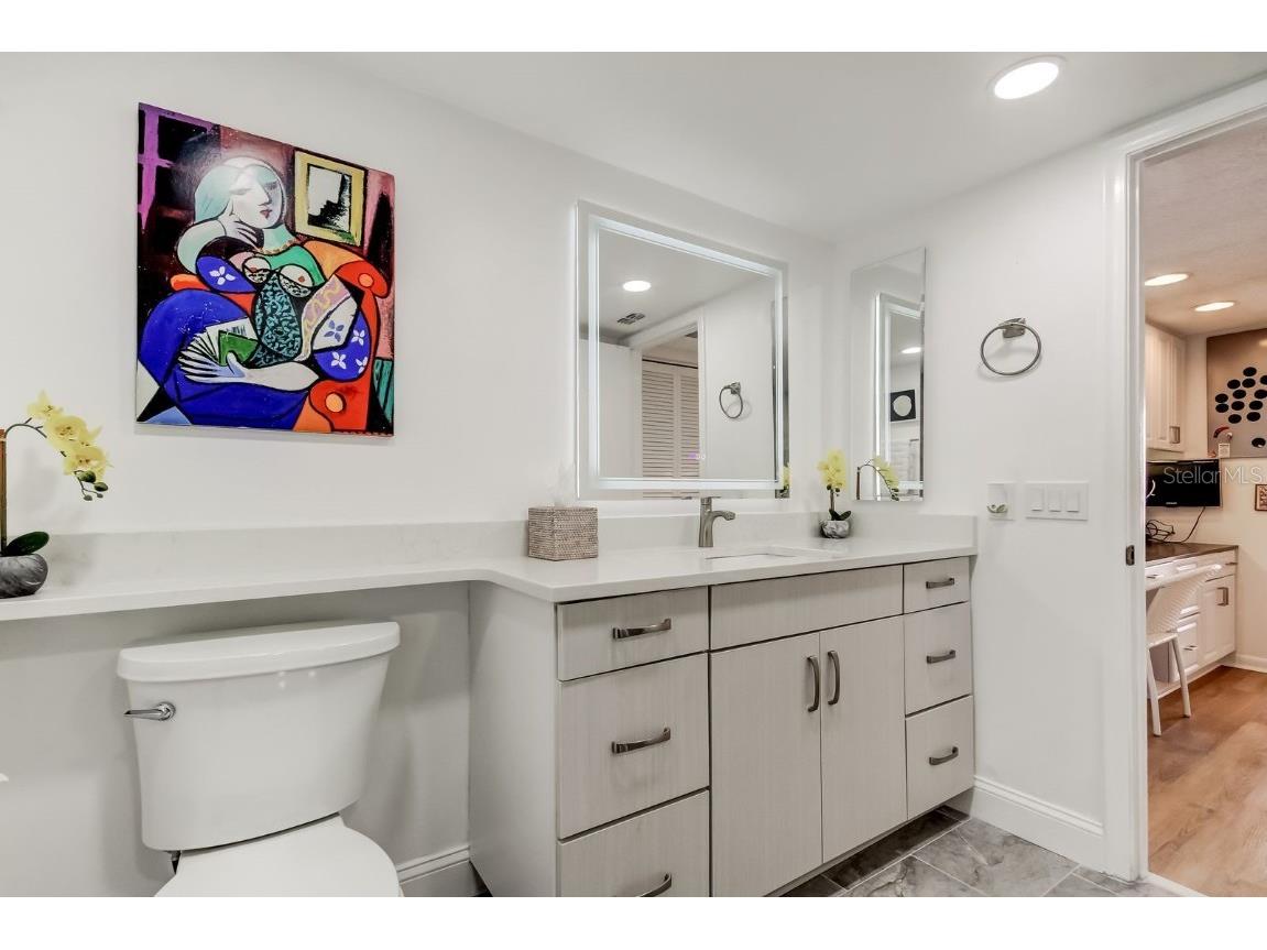 5700 Escondida Boulevard S #403 Saint Petersburg FL 33715 TB8450732 image12