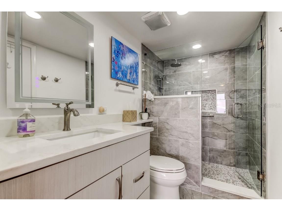 5700 Escondida Boulevard S #403 Saint Petersburg FL 33715 TB8450732 image21