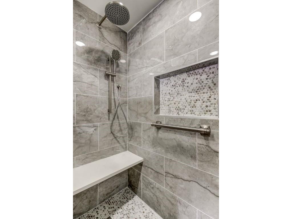 5700 Escondida Boulevard S #403 Saint Petersburg FL 33715 TB8450732 image22