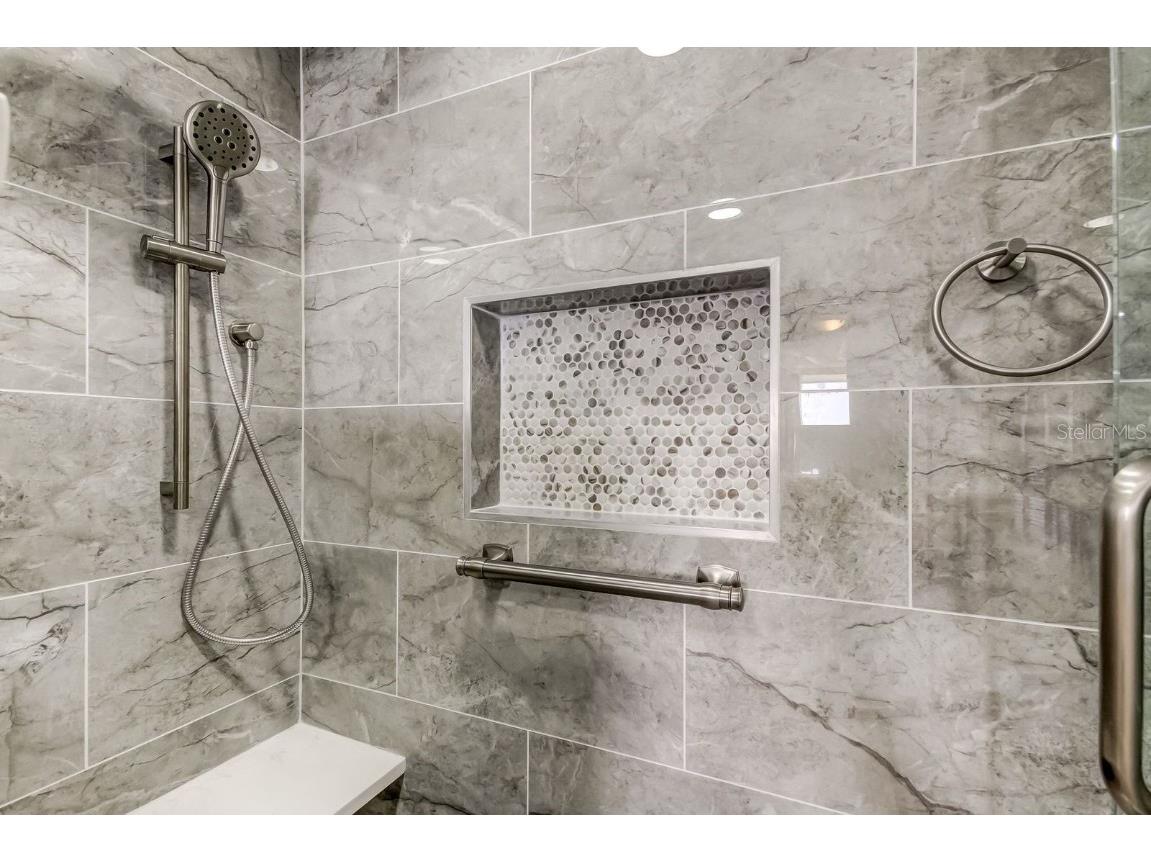 5700 Escondida Boulevard S #403 Saint Petersburg FL 33715 TB8450732 image23