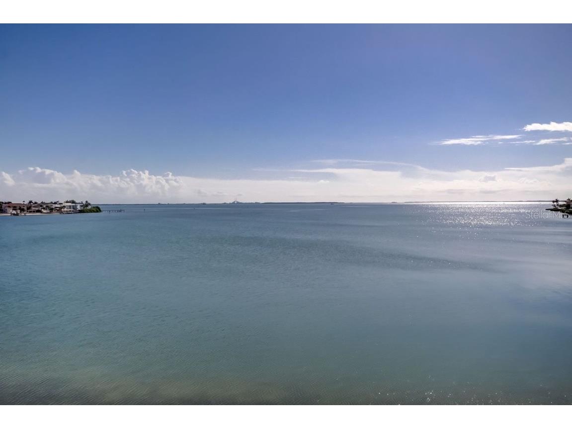 5700 Escondida Boulevard S #403 Saint Petersburg FL 33715 TB8450732 image3