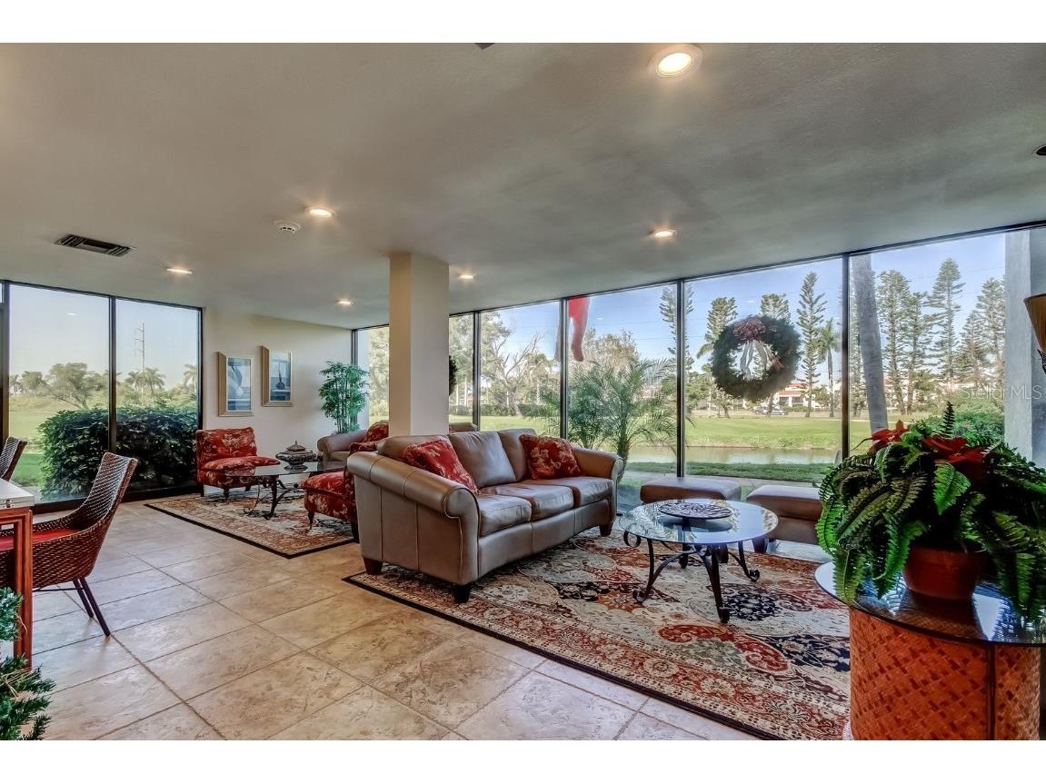 5700 Escondida Boulevard S #403 Saint Petersburg FL 33715 TB8450732 image31