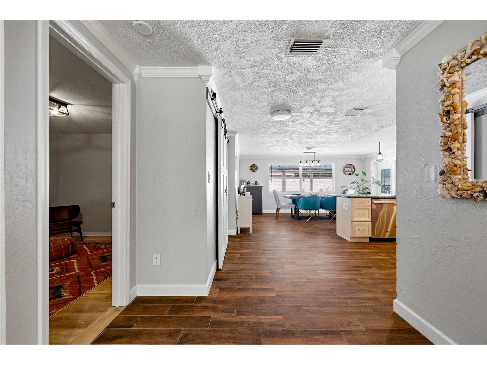 5700 Harding Boulevard NE Saint Petersburg FL 33703 TB8499178 image11