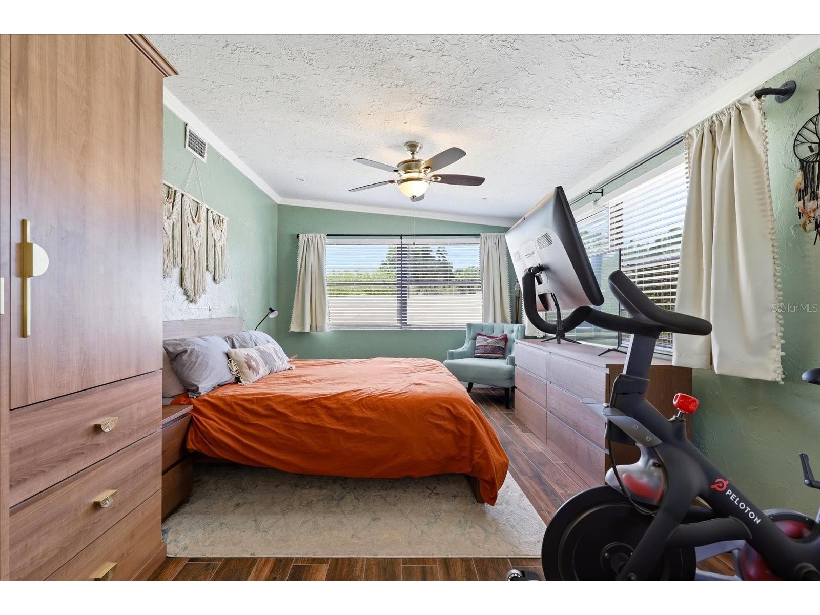 5700 Harding Boulevard NE Saint Petersburg FL 33703 TB8499178 image22