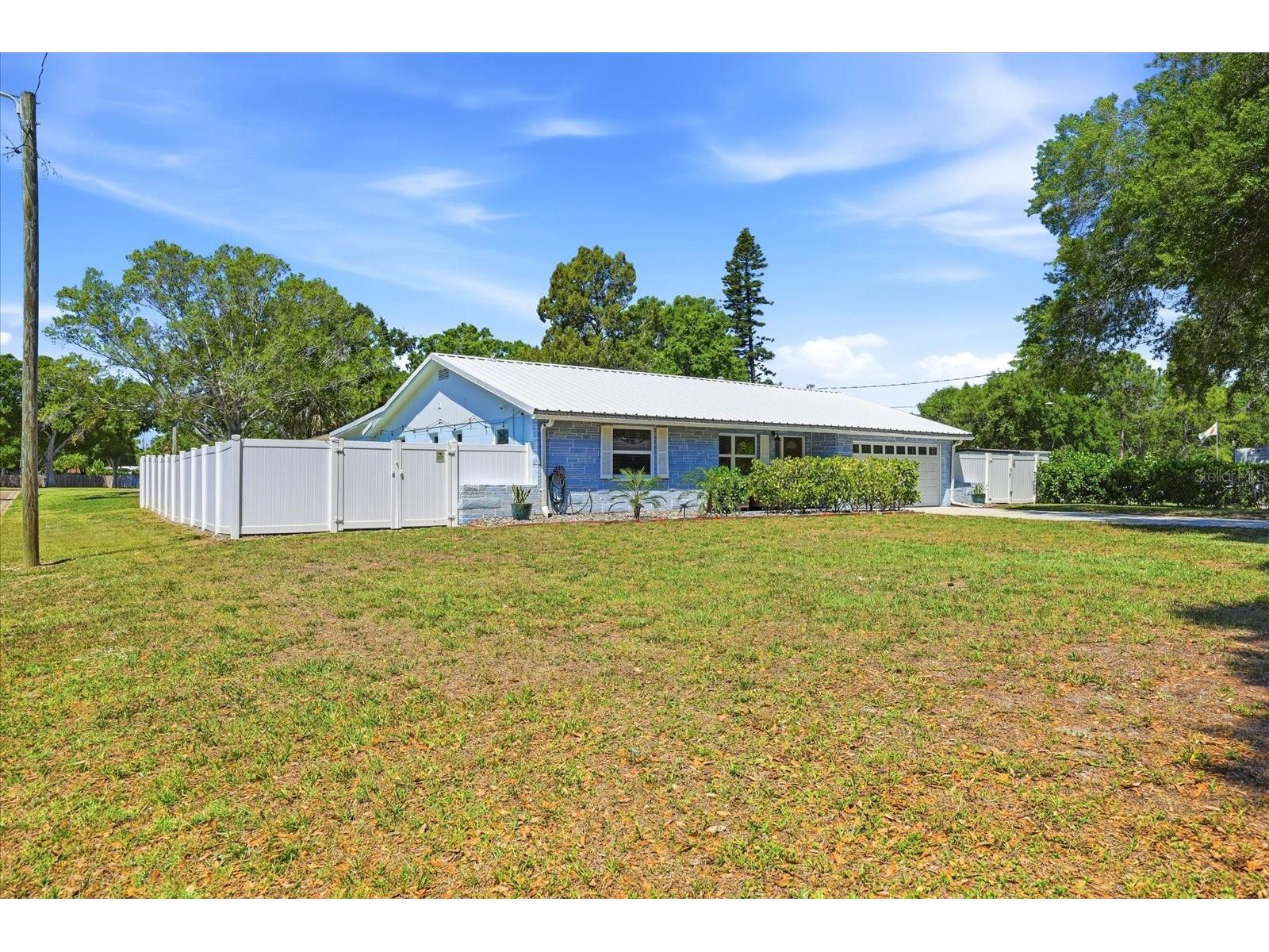5700 Harding Boulevard NE Saint Petersburg FL 33703 TB8499178 image3