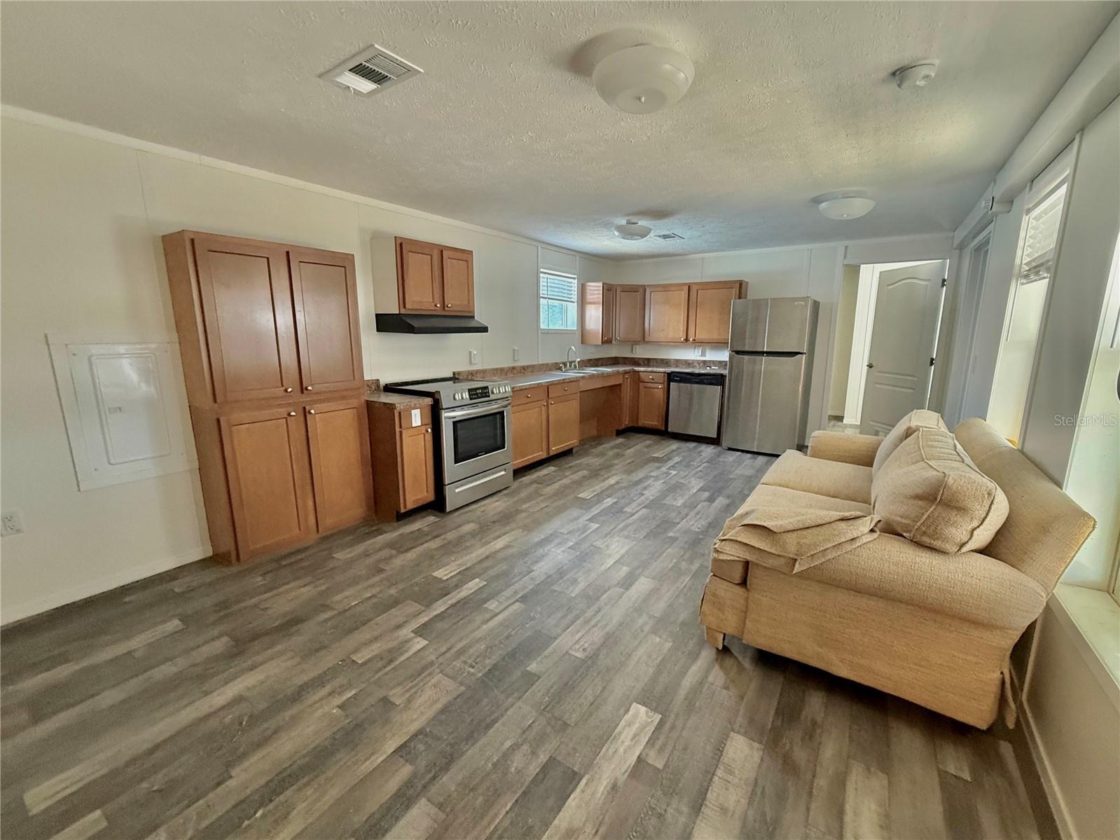 5700 Holiday Park Boulevard North Port FL 34287 A4661489 image7