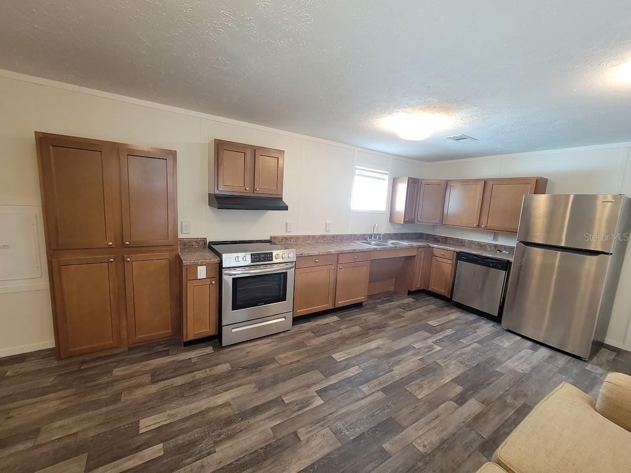 5700 Holiday Park Boulevard North Port FL 34287 A4685317 image10