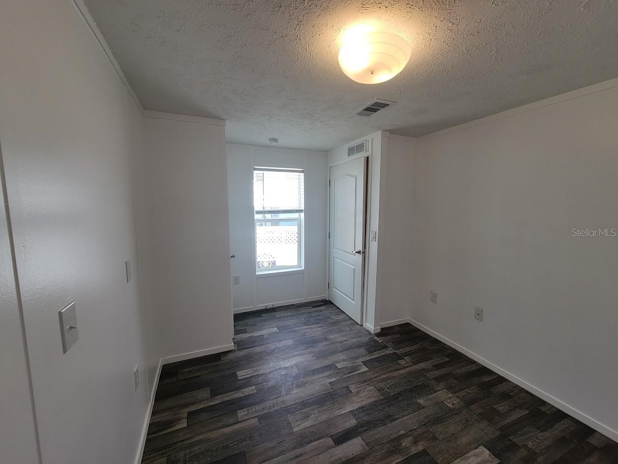 5700 Holiday Park Boulevard North Port FL 34287 A4685317 image15