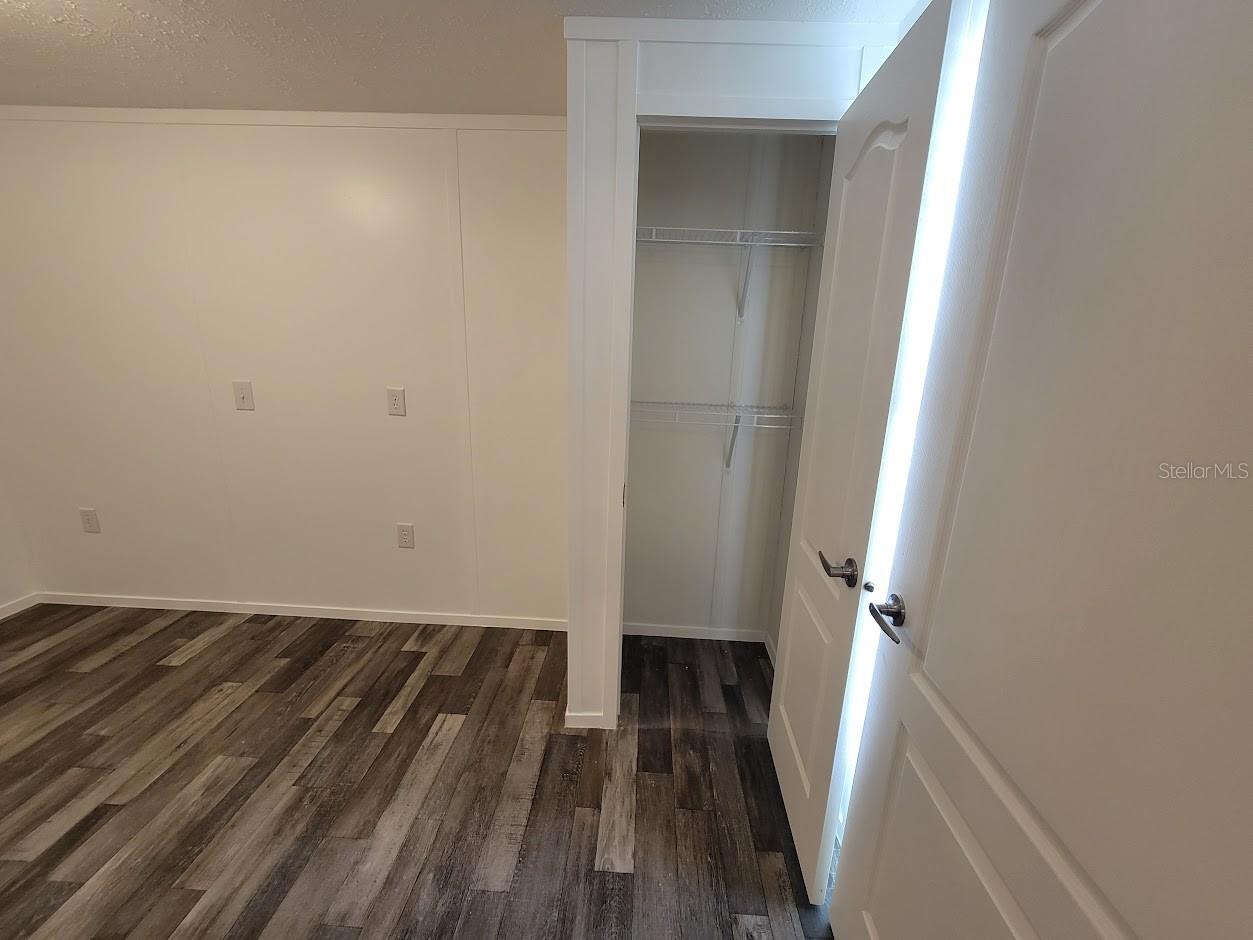 5700 Holiday Park Boulevard North Port FL 34287 A4685317 image17