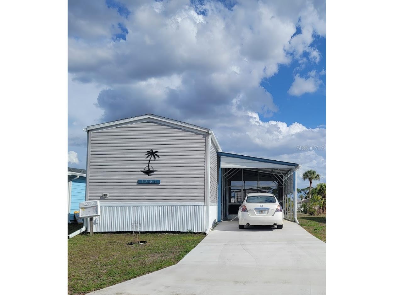 5700 Holiday Park Boulevard North Port FL 34287 A4685317 image31