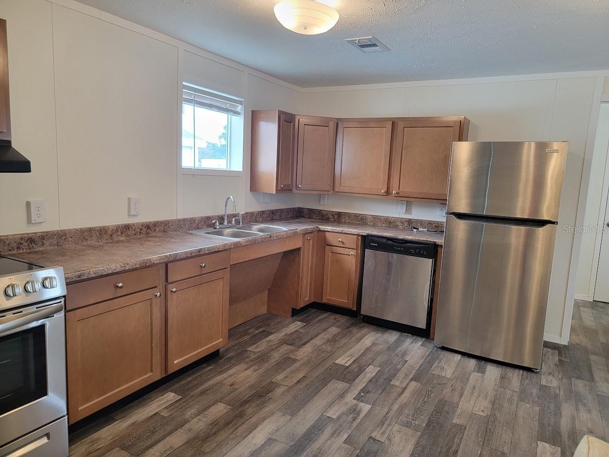 5700 Holiday Park Boulevard North Port FL 34287 A4685317 image6