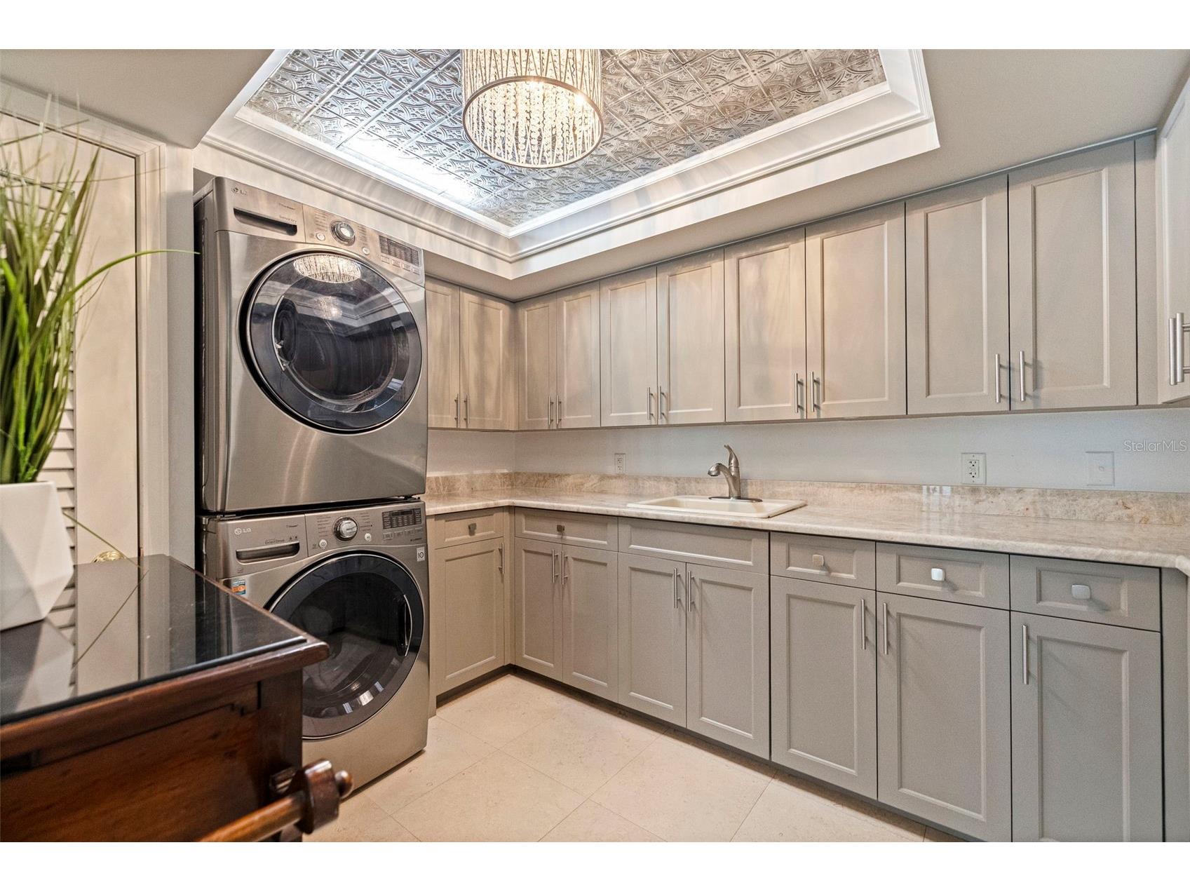 5700 Mariner Street #702 & 703 Tampa FL 33609 - TAMPA BAY TB8514274 image19