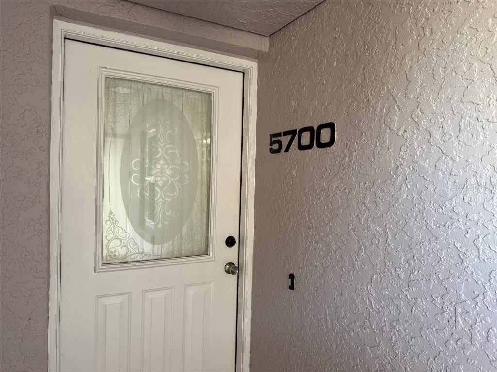 5700 Sheffield Greene Circle #87 Sarasota FL 34235 A4660475 image3