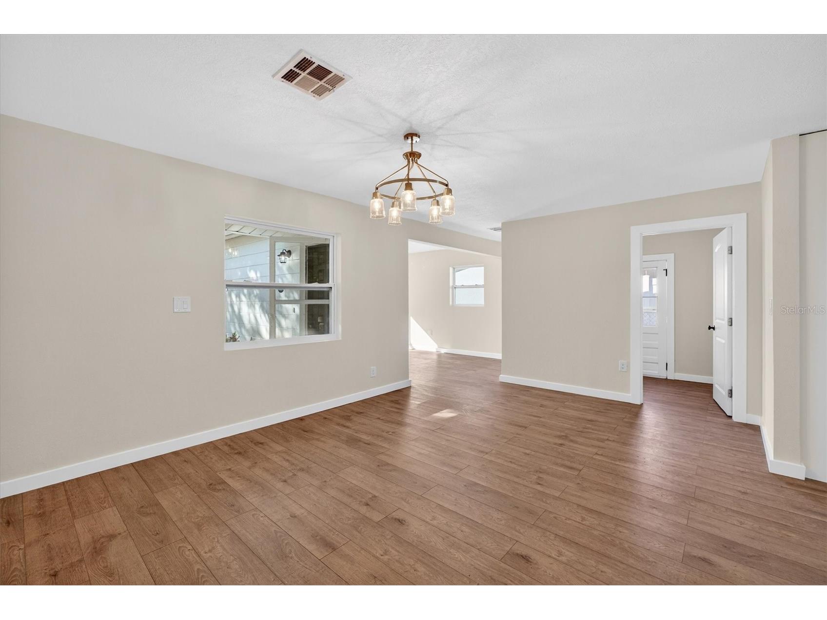 5701 14th Avenue N Saint Petersburg FL 33710 TB8467593 image10