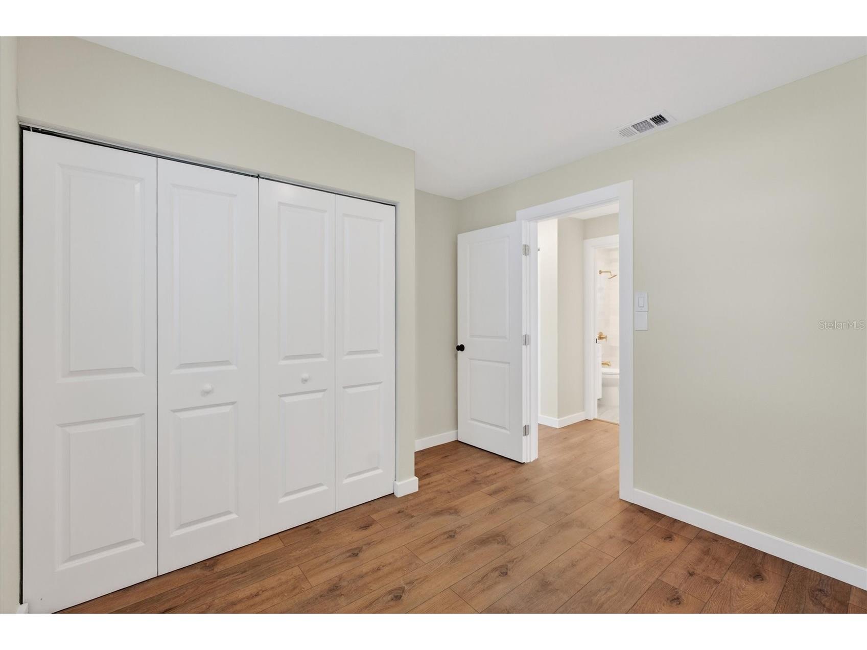 5701 14th Avenue N Saint Petersburg FL 33710 TB8467593 image12