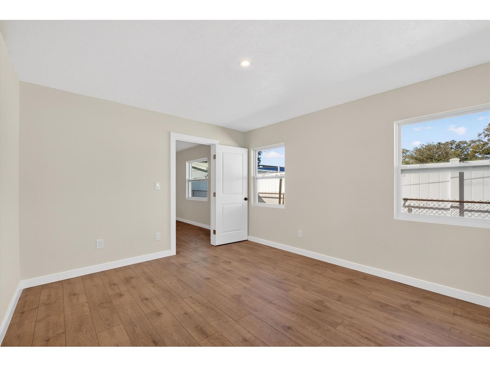 5701 14th Avenue N Saint Petersburg FL 33710 TB8467593 image23