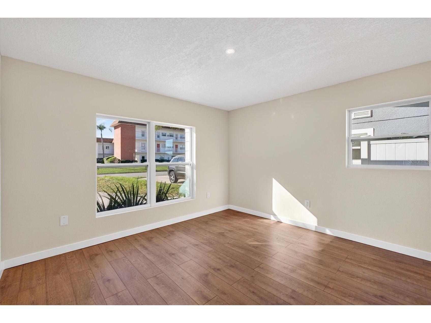 5701 14th Avenue N Saint Petersburg FL 33710 TB8467593 image7