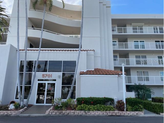 5701 Bahia Del Mar Circle #402 Saint Petersburg FL 33715 - GULF TB8450622 image3