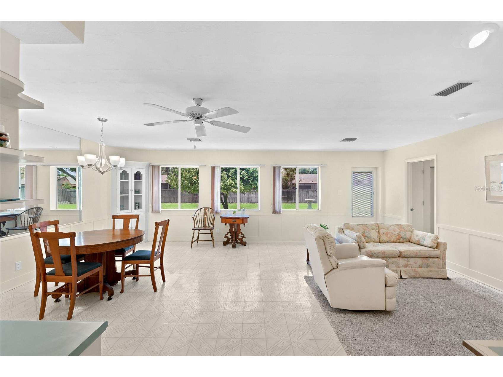 5701 Blount Avenue Sarasota FL 34231 A4697731 image10