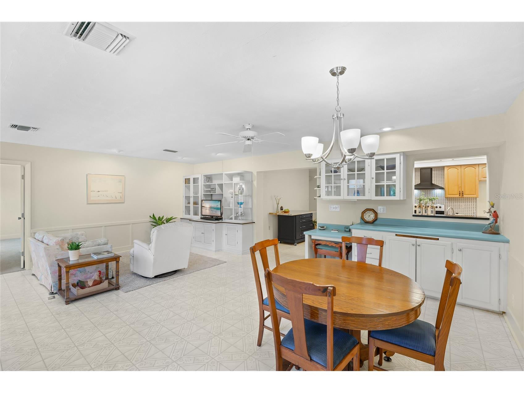 5701 Blount Avenue Sarasota FL 34231 A4697731 image11